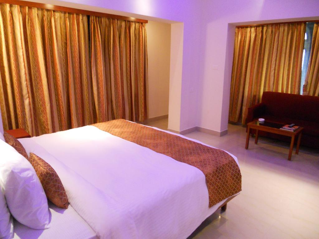 Hôtel Prayag Aristro Club à Calcutta Chambre photo
