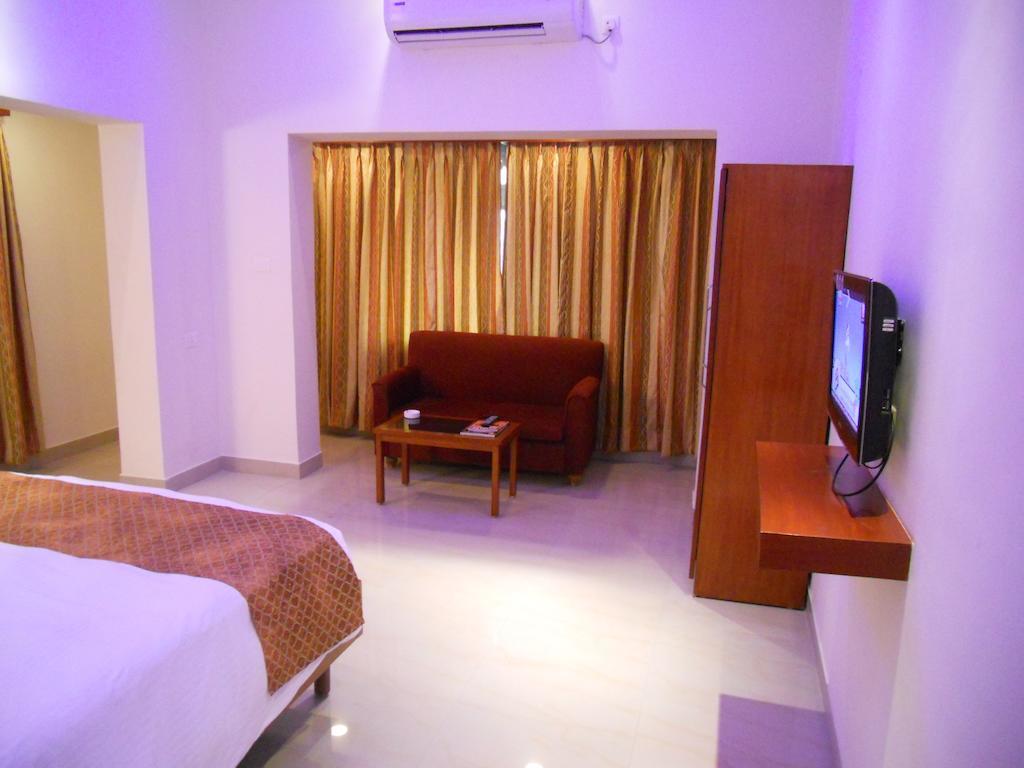 Hôtel Prayag Aristro Club à Calcutta Chambre photo
